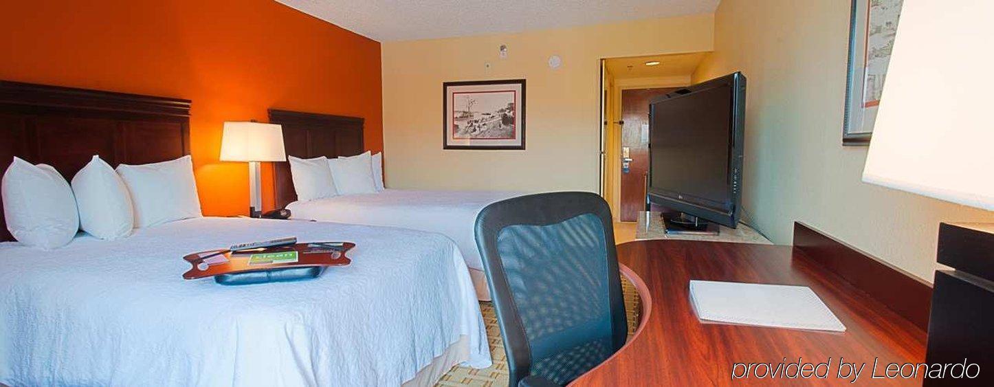 Hampton Inn Houston Near The Galleria Δωμάτιο φωτογραφία