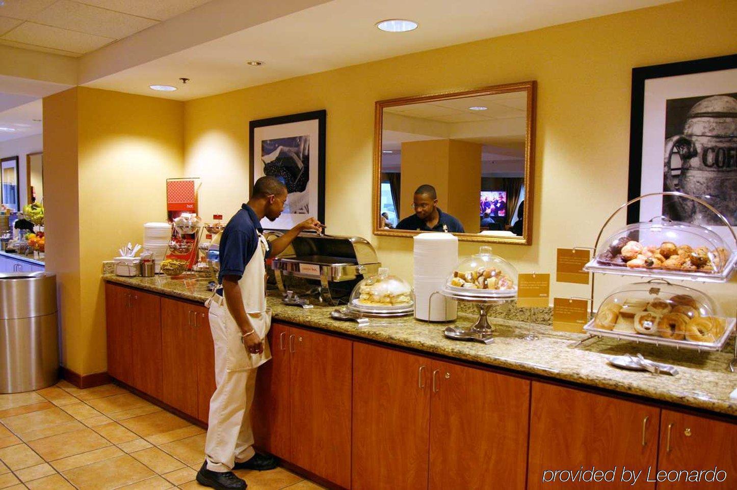 Hampton Inn Houston Near The Galleria Εστιατόριο φωτογραφία